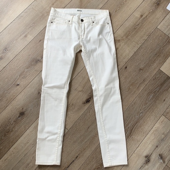 BDG Skinny Mid Rise Cigarette Stretch Jean - Picture 2 of 10